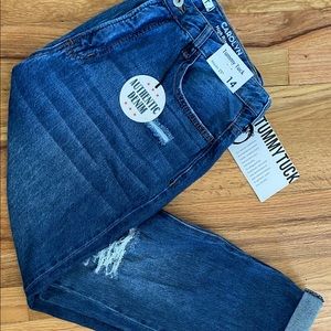 !IT. Relaxed high rise tummy tuck boyfriend jean